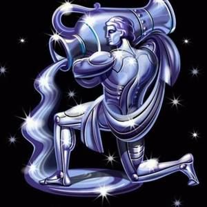 Meet your Posher, Marquez